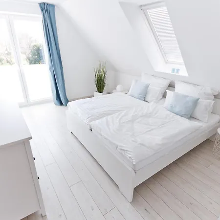 Holiday home Ostseetraum Langholz Waabs